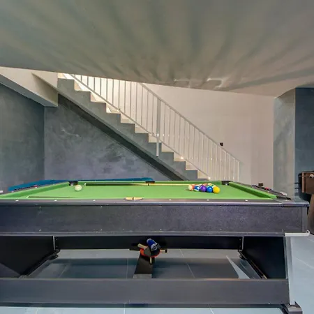 Oakville, Valley Views, Private Pool, Bbq, Games By Haven & Keys Malta