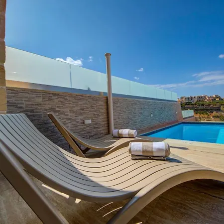 Oakville, Valley Views, Private Pool, Bbq, Games By Haven & Keys Malta דירה *