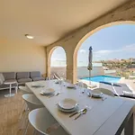 Oakville, Valley Views, Private Pool, Bbq, Games By Haven & Keys Malta 公寓 沙拉