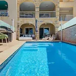 公寓 Oakville, Valley Views, Private Pool, Bbq, Games By Haven & Keys Malta 沙拉