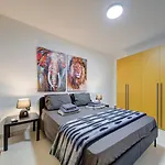 Oakville, Valley Views, Private Pool, Bbq, Games By Haven & Keys Malta * 沙拉