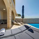 Oakville, Valley Views, Private Pool, Bbq, Games By Haven & Keys Malta 公寓