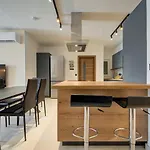 Oakville, Valley Views, Private Pool, Bbq, Games By Haven & Keys Malta 公寓