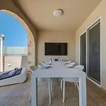 Oakville, Valley Views, Private Pool, Bbq, Games By Haven & Keys Malta 沙拉