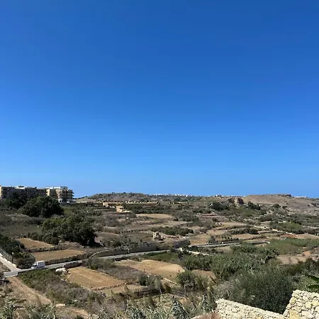 Lägenhet Oakville, Valley Views, Private Pool, Bbq, Games By Haven & Keys Malta *