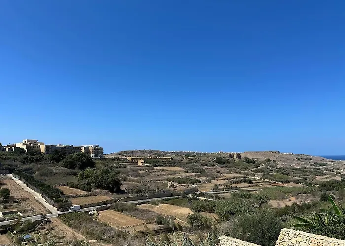 Apartamento Oakville, Valley Views, Private Pool, Bbq, Games By Haven & Keys Malta *