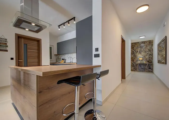 Oakville, Valley Views, Private Pool, Bbq, Games By Haven & Keys Malta Xagħra